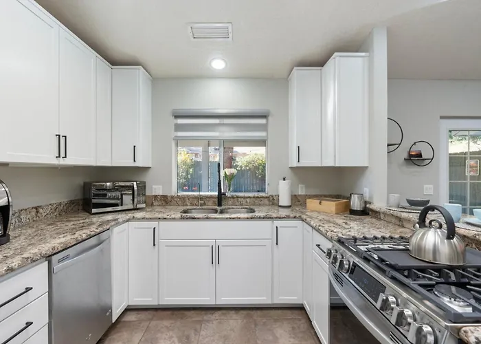 Relaxing 3br Getaway Close To Vineyards With Shared Hot Tub * Cottonwood